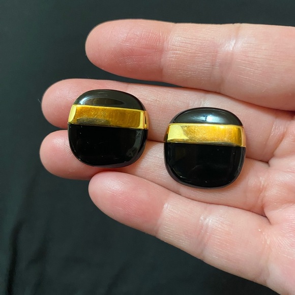 VGT Monet Gold-tone Black Stripe Enamel Rounded Square Pierced Earrings - Picture 5 of 5
